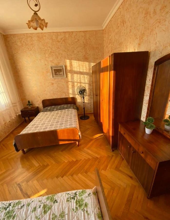 Guest House Lazuri Sarpi Eksteriør billede