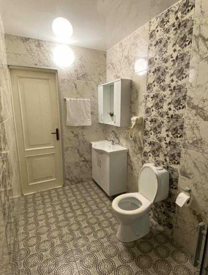 Guest House Lazuri Sarpi Eksteriør billede